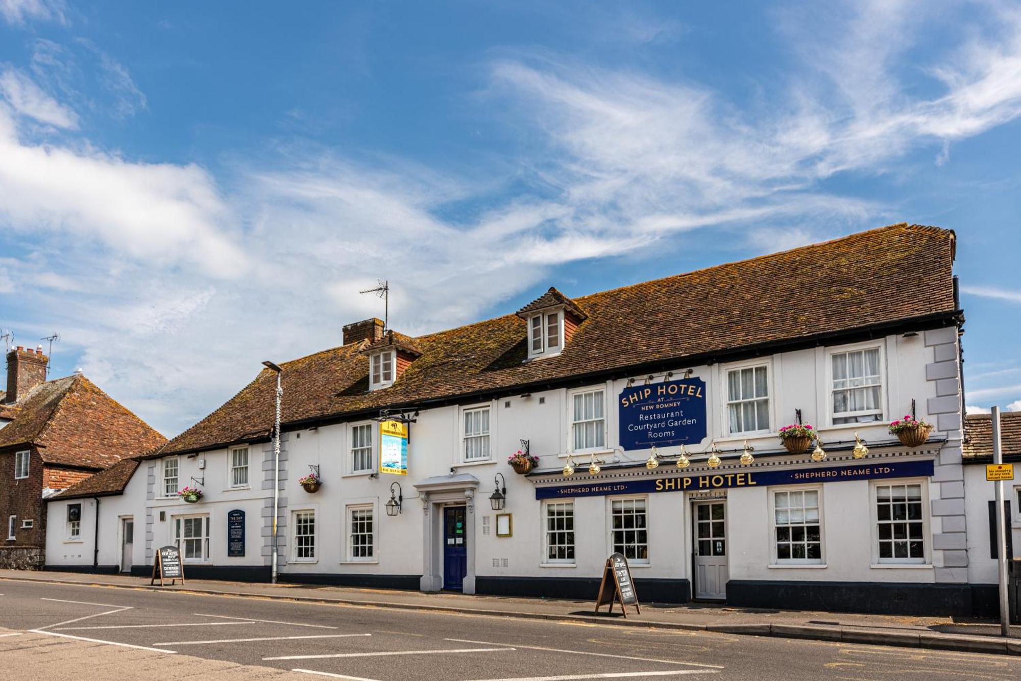 The Ship Hotel New Romney Exterior photo